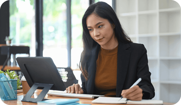 A therapist prepares to answer questions from her clients about psychologist vs. psychiatrist and who to refer the client to